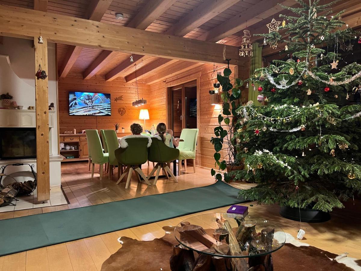 Skigebiete Stuhleck Und Semmering,Wandergebiete Schneeberg Und Rax Neunkirchen Luaran gambar
